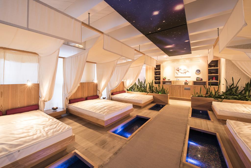 Posthotel Holiday Villa Arosa Dış mekan fotoğraf