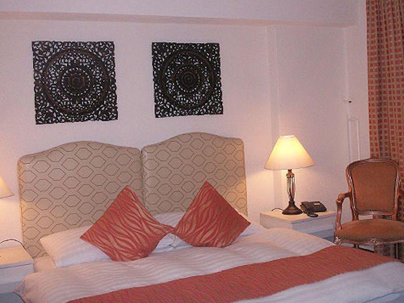 Posthotel Holiday Villa Arosa Dış mekan fotoğraf